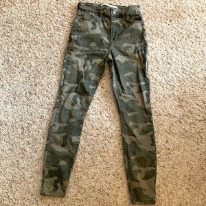 Celebrity Pink Camouflage High Rise Ankle Skinny Pants